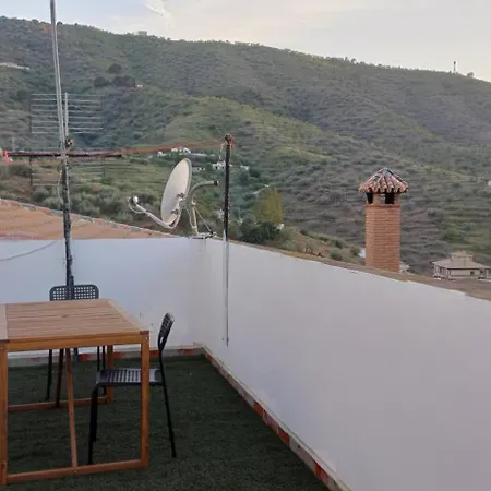 Guest house Atico 2 Y 2 *